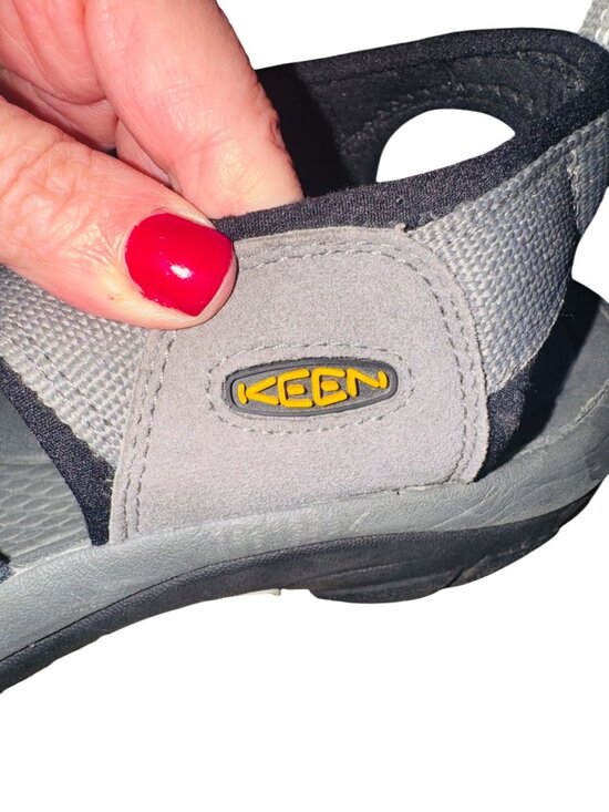 Keen Mens Newport H2 Sandals 13 Grey Black Water-Resistant Outdoor Hiking Sandal main image 6